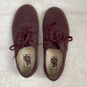 Vans “Authentic Shoe” Size: US Women’s 7.5 Excellent condition.